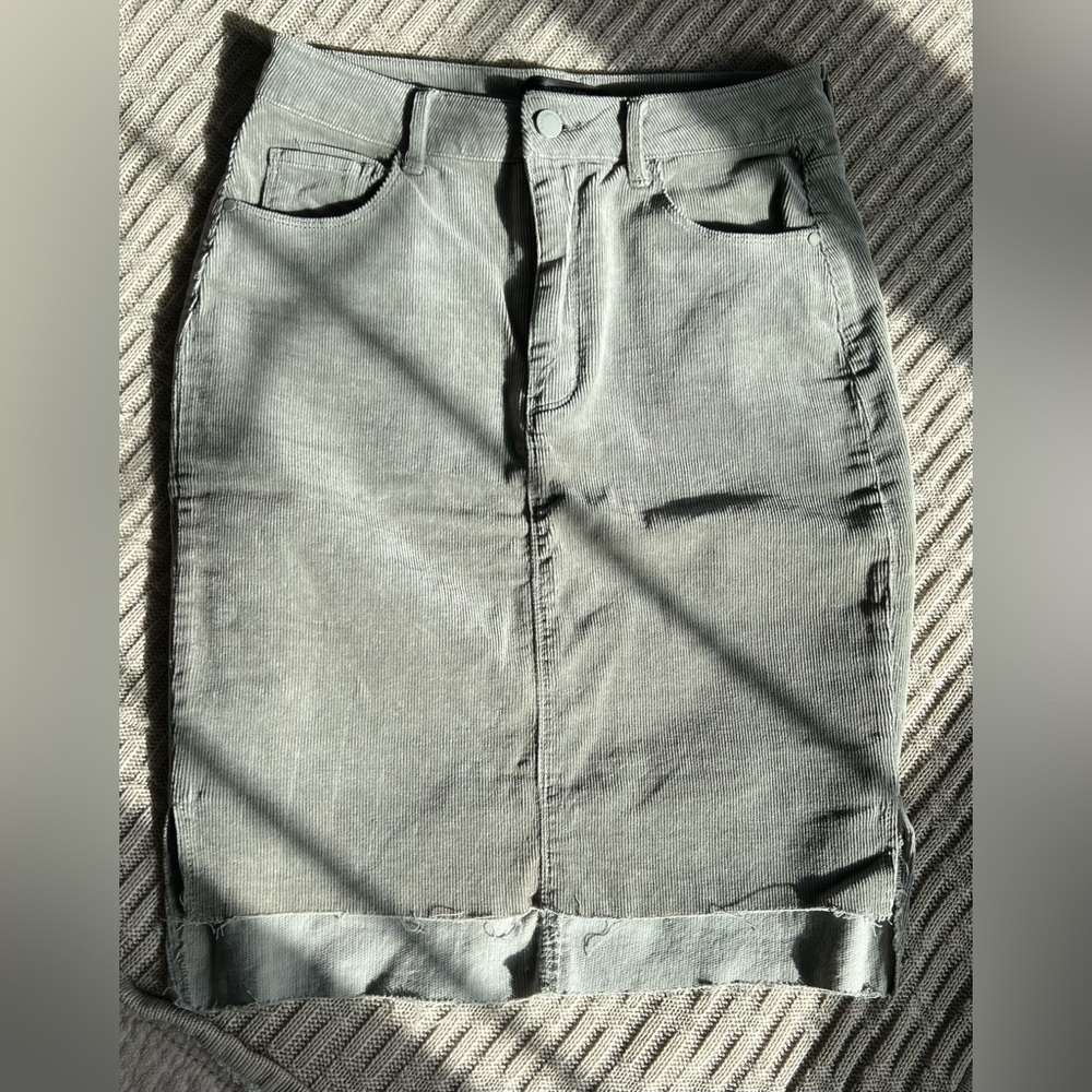 Stretch corduroy high waisted hi low skirt
